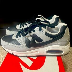 Women’s Nike Air Max Command PRM